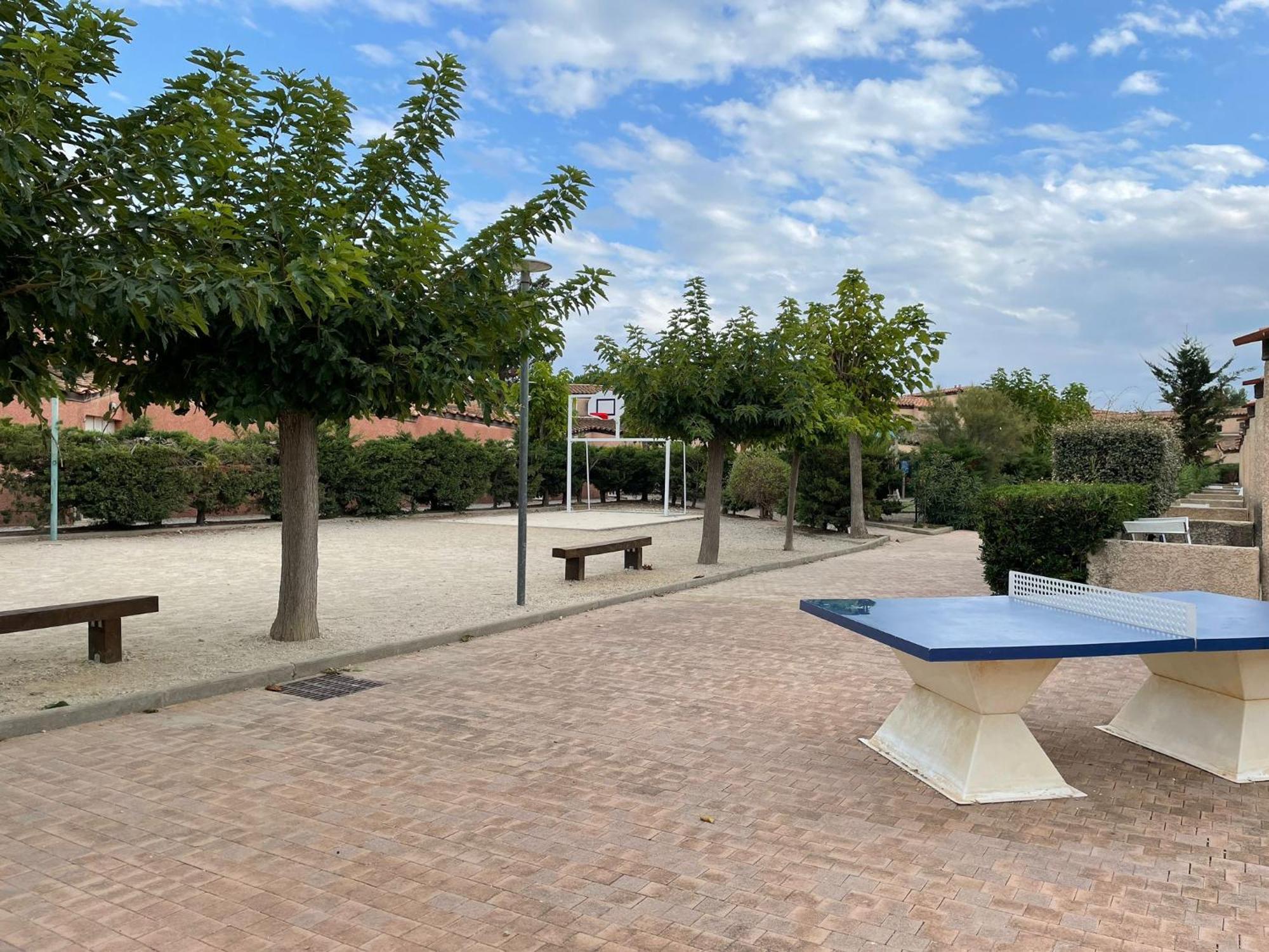 Villa 2 Etoiles Proche Plage Et Commerces Saint-Cyprien Szoba fotó