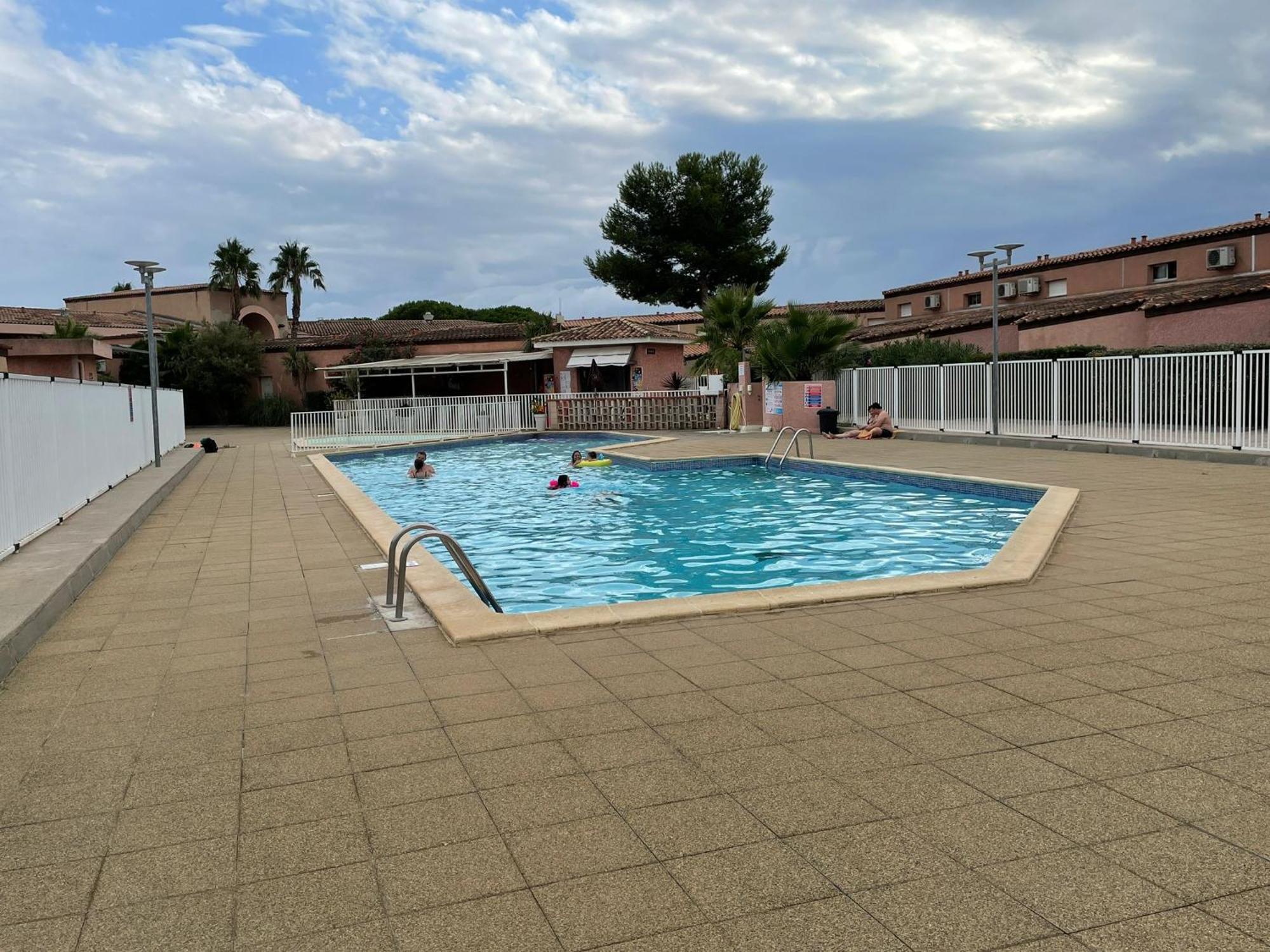 Villa 2 Etoiles Proche Plage Et Commerces Saint-Cyprien Szoba fotó
